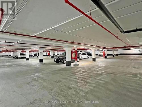 #502 -6500 Montevideo Rd, Mississauga, ON - Indoor Photo Showing Garage
