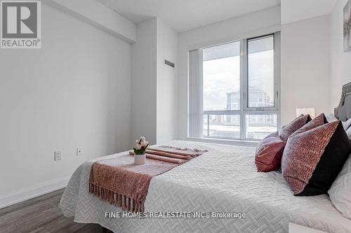 514 - 2800 Keele Street, Toronto (Downsview-Roding-Cfb), ON - Indoor Photo Showing Bedroom