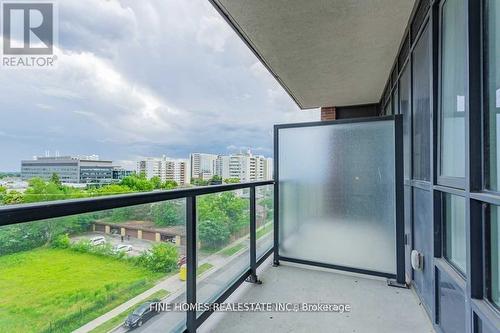 514 - 2800 Keele Street, Toronto (Downsview-Roding-Cfb), ON - Outdoor With Balcony With View With Exterior