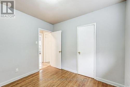 6 Lake Shore Dr, Toronto, ON - Indoor Photo Showing Other Room