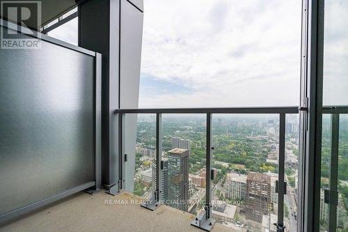 #5103 -1 Yorkville Ave, Toronto, ON -  With Balcony With View