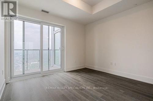 #5103 -1 Yorkville Ave, Toronto, ON - Indoor Photo Showing Other Room