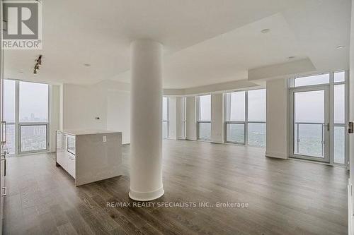 #5103 -1 Yorkville Ave, Toronto, ON - Indoor