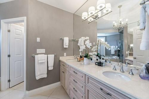 174 Mountain Park Avenue|Unit #2W, Hamilton, ON - Indoor Photo Showing Bathroom