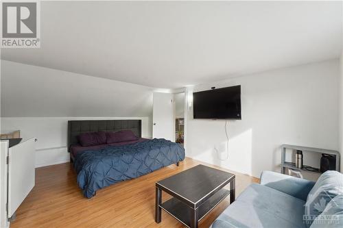 10 Cassidy Road, Ottawa, ON - Indoor Photo Showing Bedroom