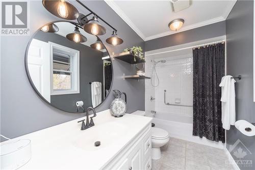 270 Lake Park Road, Carleton Place, ON - Indoor Photo Showing Bathroom