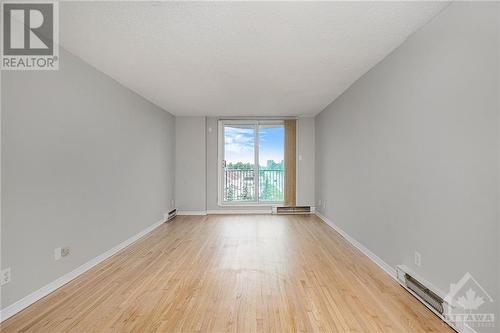 1440 Heron Road Unit#511, Ottawa, ON - Indoor Photo Showing Other Room