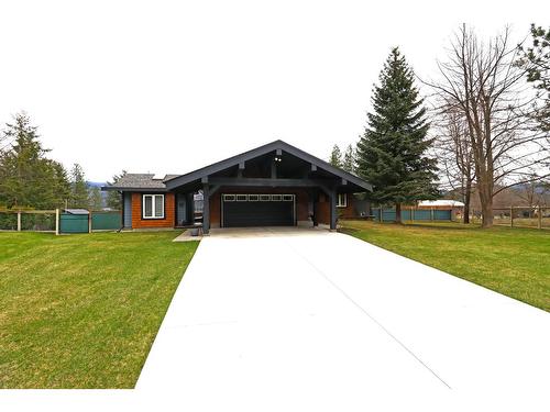 3295 Eagle Ridge Road, Grand Forks, BC - Outdoor With Facade