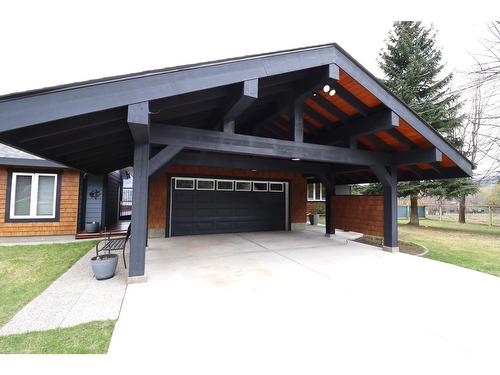 3295 Eagle Ridge Road, Grand Forks, BC - Outdoor