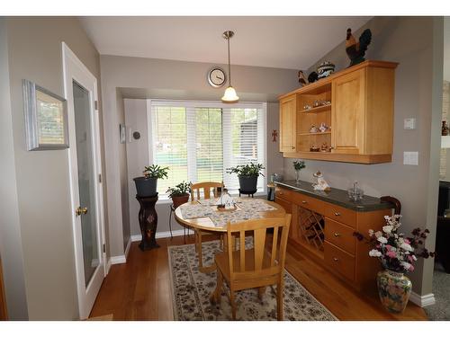3295 Eagle Ridge Road, Grand Forks, BC - Indoor Photo Showing Dining Room