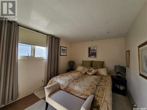 591 101St Street, North Battleford, SK - Indoor Photo Showing Bedroom