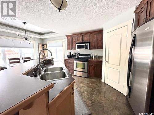 10303 Bunce Crescent, North Battleford, SK - Indoor Photo Showing Kitchen With Double Sink