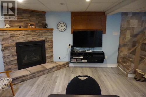 156 Haliburton Ave W, Temiskaming Shores, ON - Indoor Photo Showing Other Room