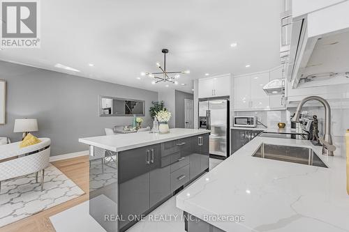 55 Verne Cres, Toronto, ON - Indoor Photo Showing Kitchen With Double Sink With Upgraded Kitchen