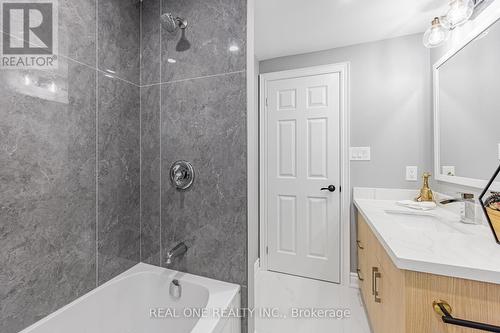 55 Verne Cres, Toronto, ON - Indoor Photo Showing Bathroom
