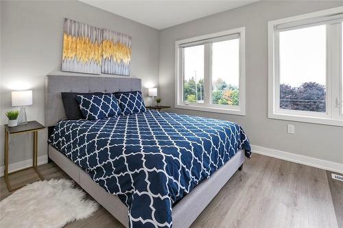 527 Shaver Road|Unit #24, Ancaster, ON - Indoor Photo Showing Bedroom