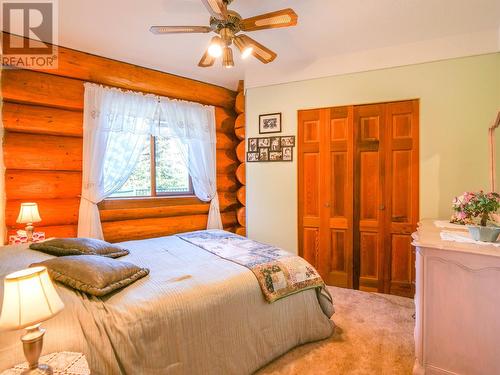 4845 Ten Mile Lake Road, Quesnel, BC - Indoor Photo Showing Bedroom