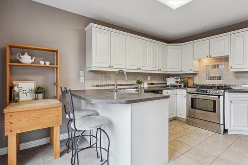 4667 Portage Road|Unit #14, Niagara Falls, ON - Indoor Photo Showing Kitchen With Double Sink