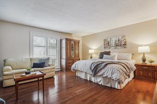 4667 Portage Road|Unit #14, Niagara Falls, ON - Indoor Photo Showing Bedroom