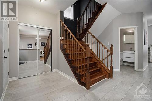 102 Stoneway Drive, Ottawa, ON - Indoor Photo Showing Other Room