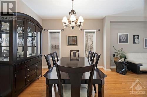 102 Stoneway Drive, Ottawa, ON - Indoor Photo Showing Dining Room