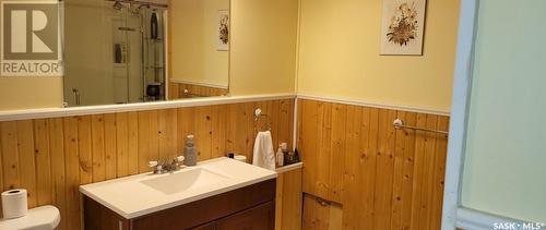 330 1St Avenue N, Big River, SK - Indoor Photo Showing Bathroom