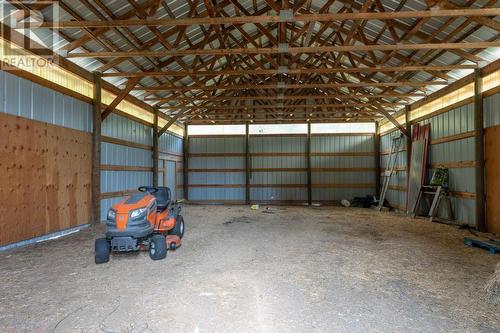 1125 Ptarmigan Road, Chase, BC - Indoor Photo Showing Garage