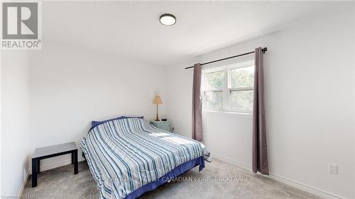 103 Dufferin Avenue Avenue, Central Elgin, ON - Indoor Photo Showing Bedroom