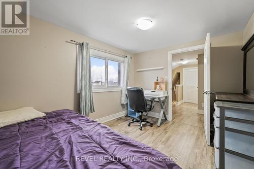 178 Oakwood St, Port Colborne, ON - Indoor Photo Showing Bedroom