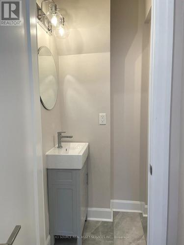308 Atlantis Avenue, Ottawa, ON - Indoor Photo Showing Bathroom