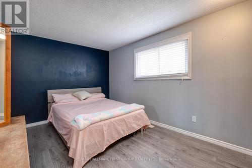430 Paddington Crescent, Oshawa, ON - Indoor Photo Showing Bedroom