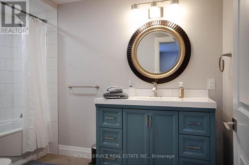 225 Strachan St, Port Hope, ON - Indoor Photo Showing Bathroom