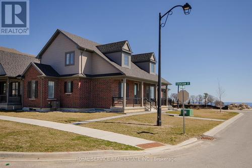 225 Strachan St, Port Hope, ON - Outdoor With Facade