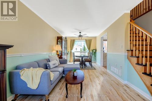 7 Springhurst Ave, Brampton, ON - Indoor Photo Showing Living Room