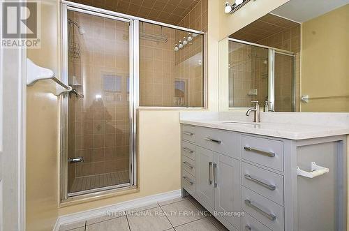 23 Hackett Avenue, Toronto, ON - Indoor Photo Showing Bathroom