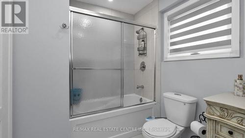 119 Black Forest Dr, Brampton, ON - Indoor Photo Showing Bathroom
