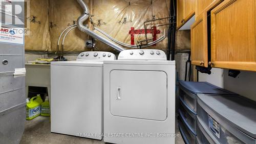 119 Black Forest Dr, Brampton, ON - Indoor Photo Showing Laundry Room