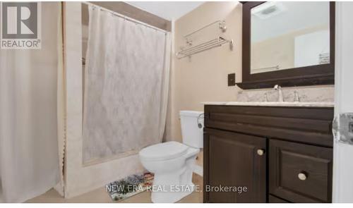 68 Wheatsheaf Cres, Toronto, ON - Indoor Photo Showing Bathroom