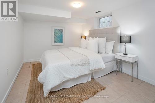 68 South Kingsway, Toronto, ON - Indoor Photo Showing Bedroom