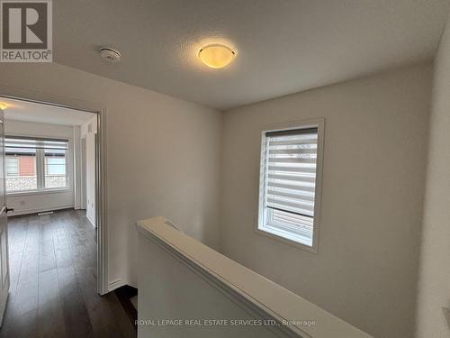 #50 -5000 Connor Dr, Lincoln, ON - Indoor Photo Showing Other Room