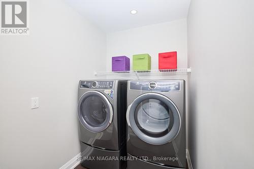 3873 Glenview Drive, Lincoln, ON - Indoor Photo Showing Laundry Room
