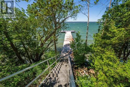18 Wolford Crt, Georgina, ON - Outdoor With View