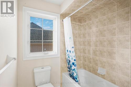79 Giordano Way, Vaughan, ON - Indoor Photo Showing Bathroom