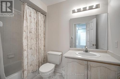 73 Widdifield Ave, Newmarket, ON - Indoor Photo Showing Bathroom