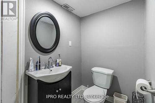 107 Mowat Cres, Halton Hills, ON - Indoor Photo Showing Bathroom