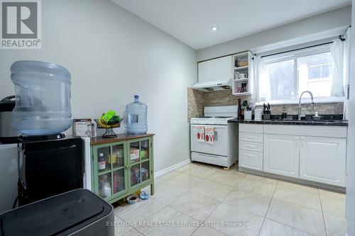 #57 -1235 Radom St, Pickering, ON - Indoor Photo Showing Kitchen