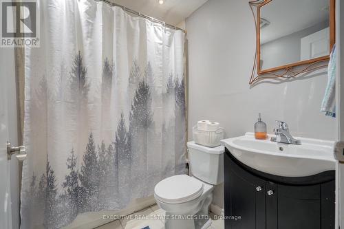 #57 -1235 Radom St, Pickering, ON - Indoor Photo Showing Bathroom