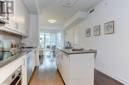 #2609 -1 The Esplanade, Toronto, ON - Indoor Photo Showing Kitchen With Upgraded Kitchen