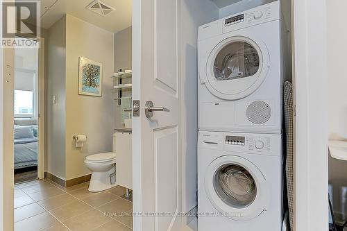 #2609 -1 The Esplanade, Toronto, ON - Indoor Photo Showing Laundry Room