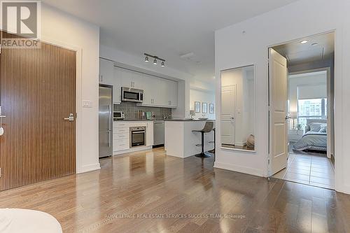 #2609 -1 The Esplanade, Toronto, ON - Indoor Photo Showing Kitchen